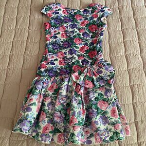 Vintage Flower Retro White, Blue, Purple, Pink Size 9/10 Junior (8 Women's)